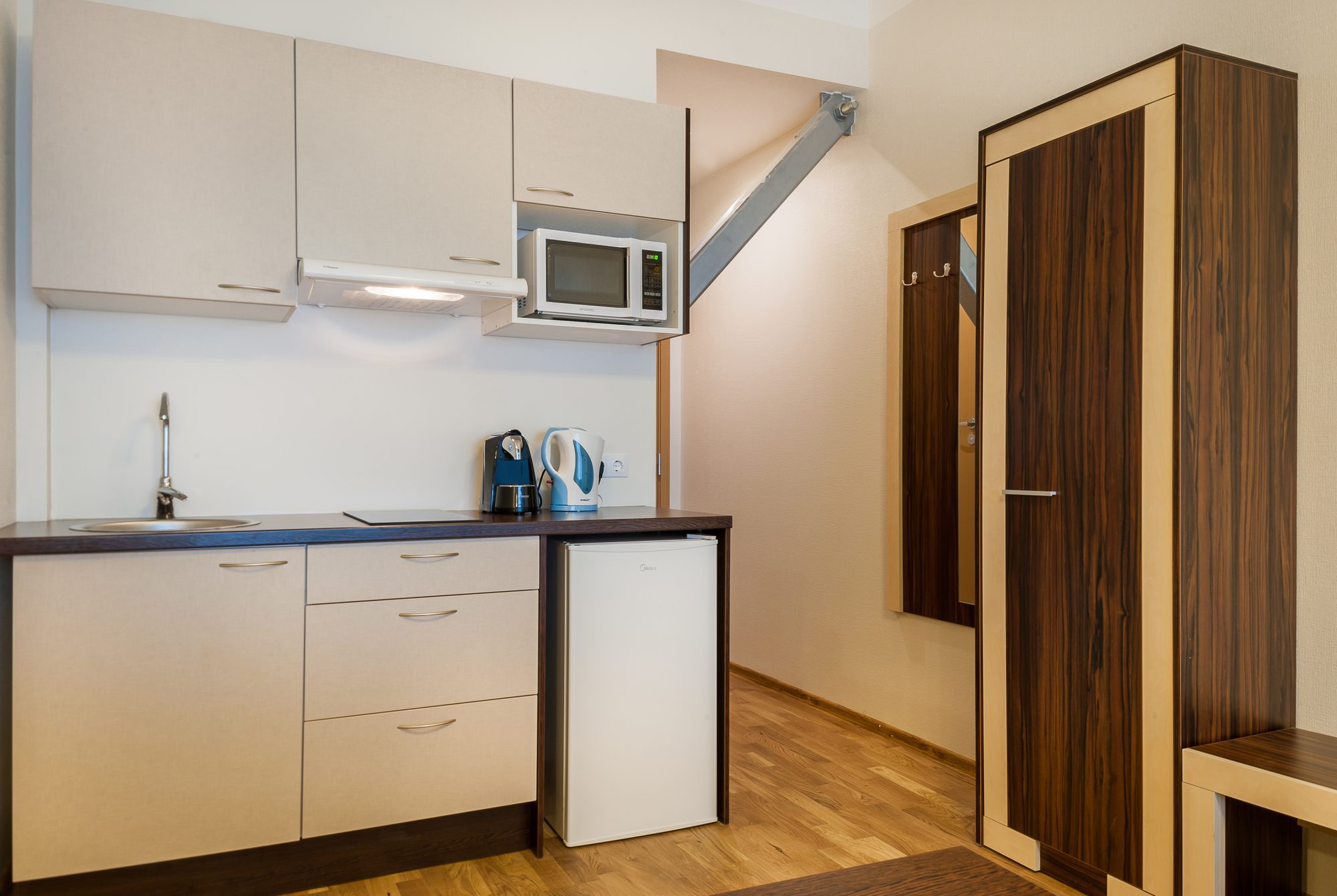 2016 08  2EB56E32BB154B6EC8408D21D83472A5FEA89EC12DE62F3E8E pimgpsh fullsize distr